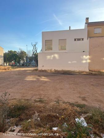 TERRENO EN LA POBLA DE FARNALS - VALENCIA