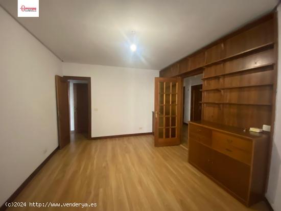 Se vende espectacular piso en Avda Arlanzón (Villa Pilar) - BURGOS