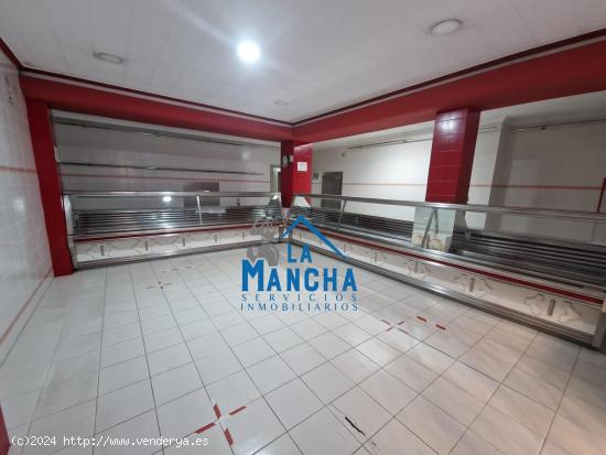 INMOBILIARIA LA MANCHA ALQUILA LOCAL COMERCIAL EN ZONA FERIA - ALBACETE