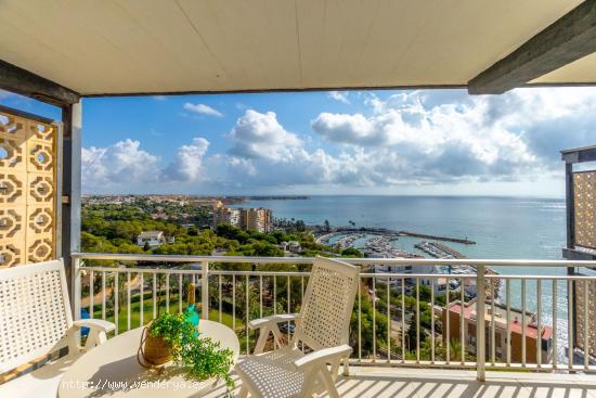 APARTAMENTO CON VISTAS AL MAR DE 3 DORMITORIOS 2 BAÑOS EN - ALICANTE