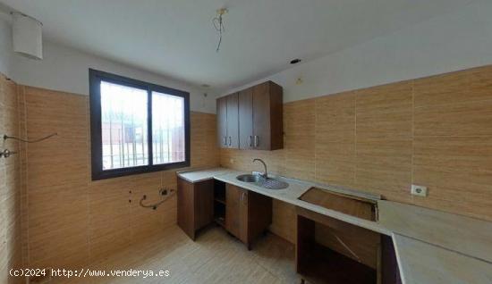  Se Vende en Burguillos de Sevilla - SEVILLA 