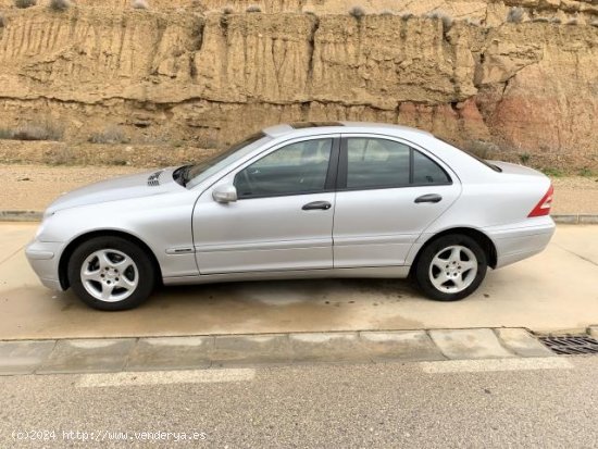 MERCEDES Clase C en venta en Huesca (Huesca) - Huesca