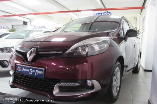 Renault Scenic LIMITED TCE 1.2  115CV de 2015 con 95.000 Km por 12.990 EUR. en Tenerife