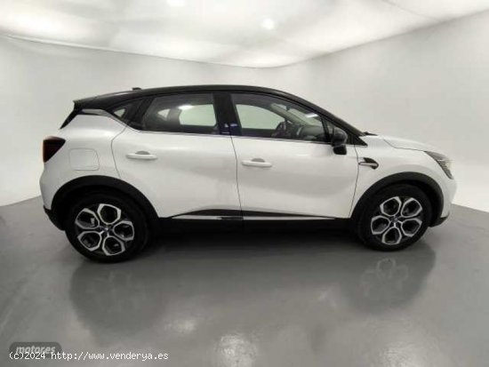 Renault Captur Captur E-TECH Hibrido Enchufable Zen 117kW de 2020 con 22.500 Km por 20.900 EUR. en B