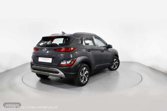 Hyundai Kona 1.6 GDI DT Maxx de 2023 con 14.758 Km por 24.900 EUR. en Barcelona