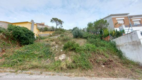 Estupenda parcela para construir la casa de tus sueños - TARRAGONA