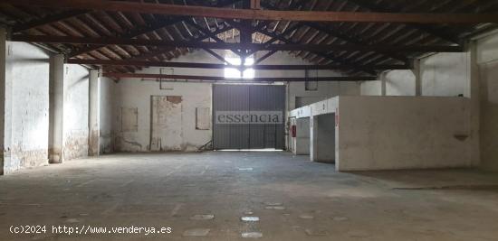 Nave Industrial a 2 calles en Bellreguard - VALENCIA