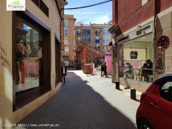 Plaza de garaje en alquiler - MURCIA