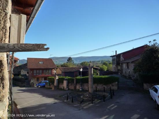 Se Vende en Barcena de Pie de Concha - CANTABRIA