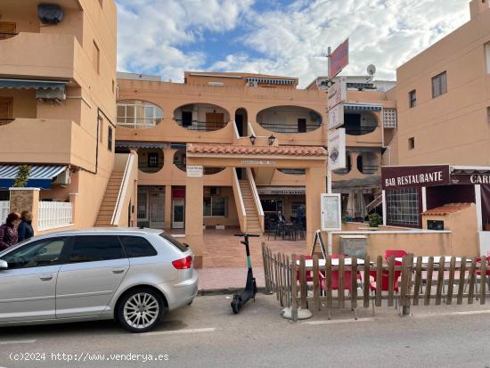 LOCAL COMERCIAL EN LA MATA CON POSIBILIDAD DE CAMBIO DE USO - ALICANTE