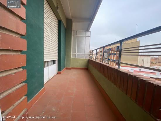 Grupo la Noria VENDE piso muy AMPLIO, 6 dormitorios, 3 baños en Villacerrada. - ALBACETE