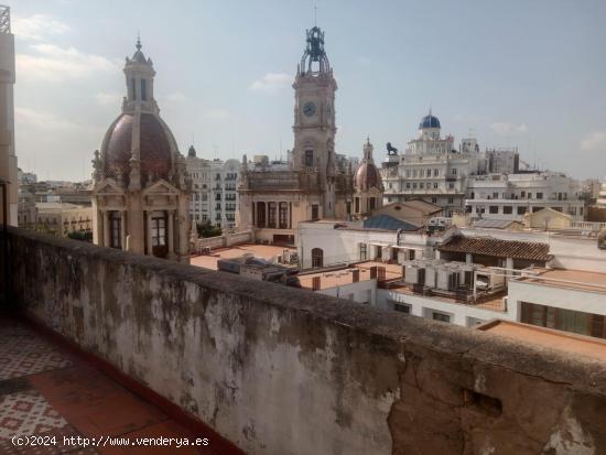  ATICO DE  JUNTO A PLAZA DEL AYUNTAMIENTO DE VALENCIA. - VALENCIA 