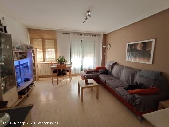 INVERSORES!!! ZONA PARADOR DE TURISMO, 1 DORMITORIO  Y CON PLAZA DE GARAJE - SALAMANCA