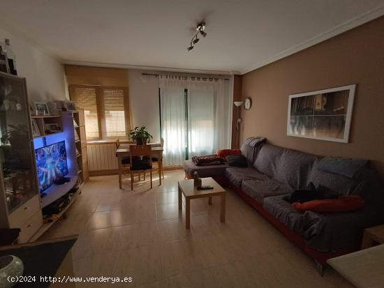 INVERSORES!!! ZONA PARADOR DE TURISMO, 1 DORMITORIO  Y CON PLAZA DE GARAJE - SALAMANCA