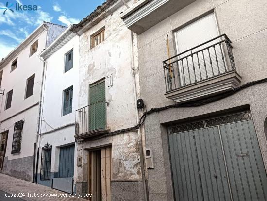  Casa de 80 metros en Castillo de Locubín (Jaén) - JAEN 