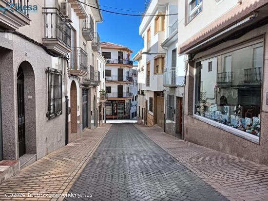 Casa de 80 metros en Castillo de Locubín (Jaén) - JAEN