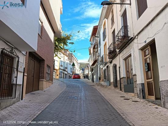 Casa de 80 metros en Castillo de Locubín (Jaén) - JAEN