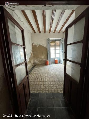 API LUNA INMOBILIARIA VENDE CASA-PALACIO - ALBACETE