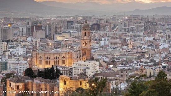 Edificio para invertir en Málaga (Málaga)