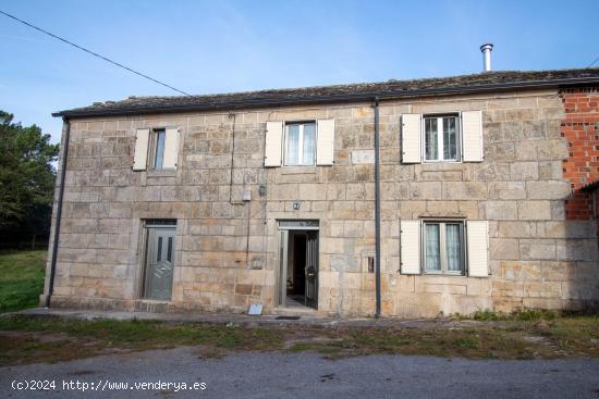 SE VENDE CASA DE CANTERIA EN CORVELLE (VILLALBA) - LUGO