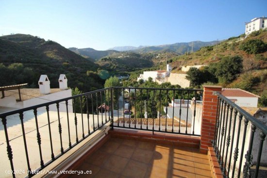 Casa en venta en Árchez (Málaga)