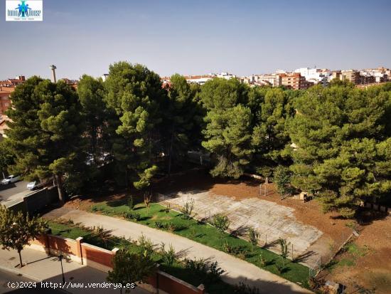 MAGNIFICO ATICO EN VENTA EN LA VEREDA DE JAEN - ALBACETE