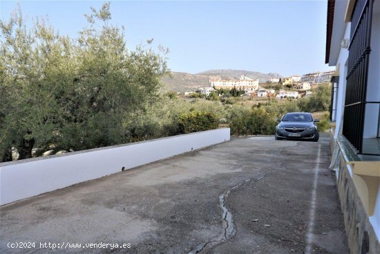 Finca en venta en Alcaucín (Málaga)