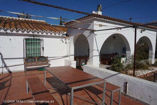 Finca en venta en Viñuela (Málaga)