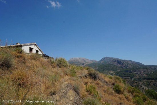 Finca en venta en Yunquera (Málaga)