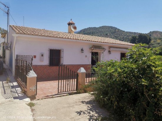 Finca en venta en Alcaucín (Málaga)