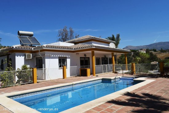  Villa en venta en Viñuela (Málaga) 