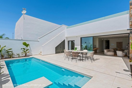  Villa en venta a estrenar en Los Alcázares (Murcia) 