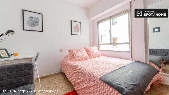 Dormitorio 5 - cama doble - VALENCIA