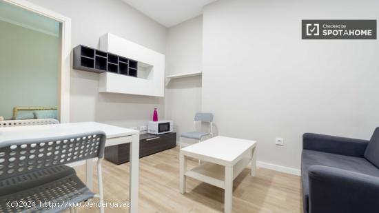 apartamento de 1 dormitorio en alquiler en LEixample animado y bohemio - VALENCIA