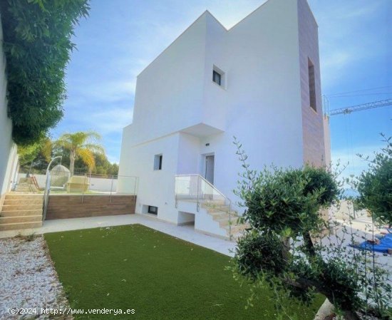  Chalet en venta en La Nucia (Alicante) 