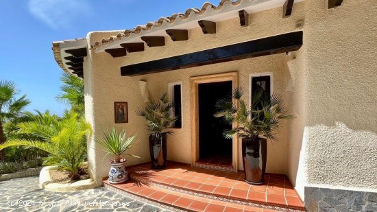 Chalet en venta en Altea (Alicante)