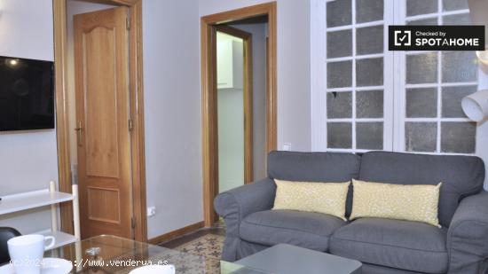 Encantador apartamento de 3 dormitorios en alquiler en Sants - BARCELONA