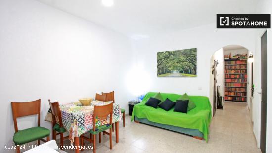 Apartamento de 2 dormitorios con aire acondicionado en alquiler en El Raval - BARCELONA