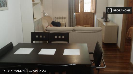 Apartamento de 1 dormitorio con aire acondicionado y balcón en alquiler en Malasaña - MADRID