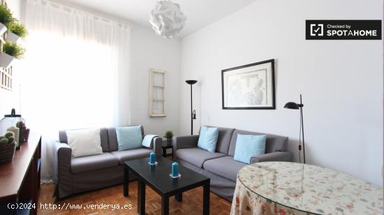 Amplio y luminoso apartamento de 3 dormitorios con patio interior en alquiler en Chamartín - MADRID