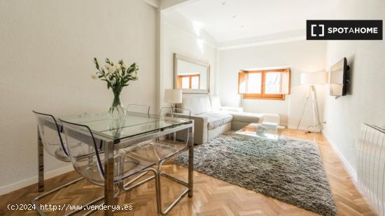 Hermoso apartamento de 1 dormitorio en alquiler en Chueca - MADRID