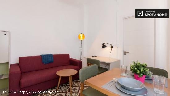 Luminoso apartamento de 1 dormitorio en alquiler en el centro de la ciudad - GRANADA