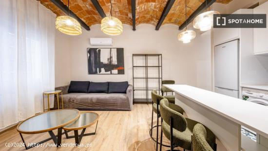 Moderno apartamento de 4 dormitorios en alquiler en Gràcia - BARCELONA