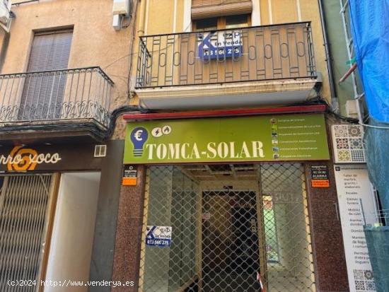  Casa de 3 plantas con local comercial en el centro comercial de Valls - TARRAGONA 