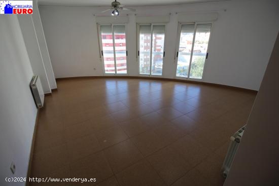 Piso en Venta en Tavernes de la Valldigna - VALENCIA