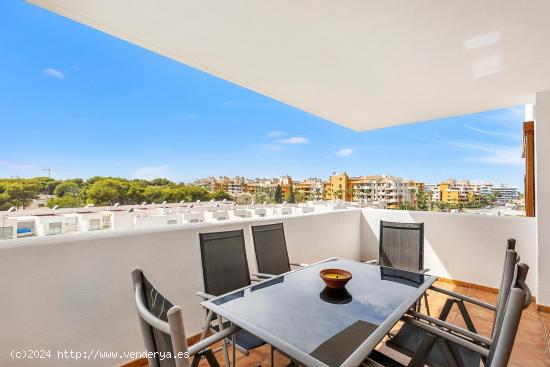 APARTAMENTO EN PUNTA PRIMA (ORIHUELA COSTA) DE 2 DORM. 2 BAÑOS. GARAJE+TRASTERO. - ALICANTE