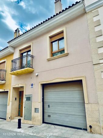  VENTA‼️¡Casa Extraordinaria de Tres Plantas con Vistas Espectaculares! - ALICANTE 