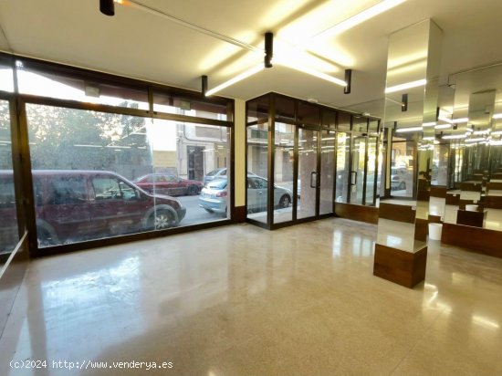 Local comercial en venta  en Torelló - Barcelona