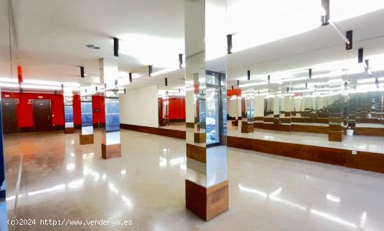 Local comercial en venta  en Torelló - Barcelona