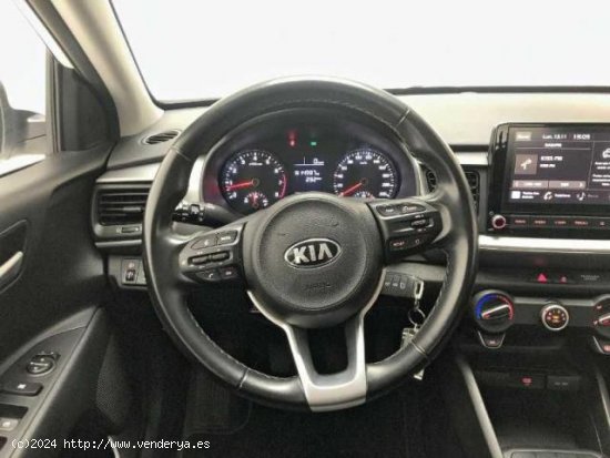 KIA Stonic en venta en OlÃ­as del Rey (Toledo) - OlÃ­as del Rey